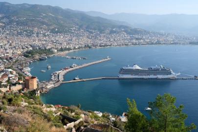 Ruslar konut için en çok Alanya'yı tercih etti
