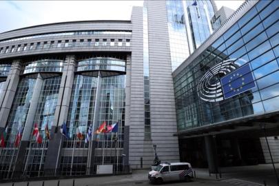 Avrupa Birliği Dönem Başkanlığı İrlanda'ya geçti