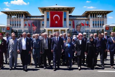 Cumhurbaşkanı Yardımcısı Yılmaz, 15 Temmuz Şehitler Anıtı'ndaki törene katıldı