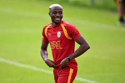 Galatasaray, Osimhen'in yanına Premier Lig yıldızını getirmek istiyor
