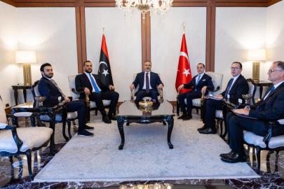 Bakan Fidan, Libyalı yetkililerle bir araya geldi