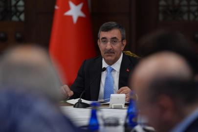 Cevdet Yılmaz: Kadınların iş gücüne katılımını yüzde 40'ın üzerine yükseltmeyi hedefliyoruz