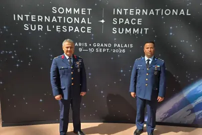 Alper Gezeravcı Paris’te Uluslararası Uzay Zirvesi’nde Türkiye’yi temsil etti
